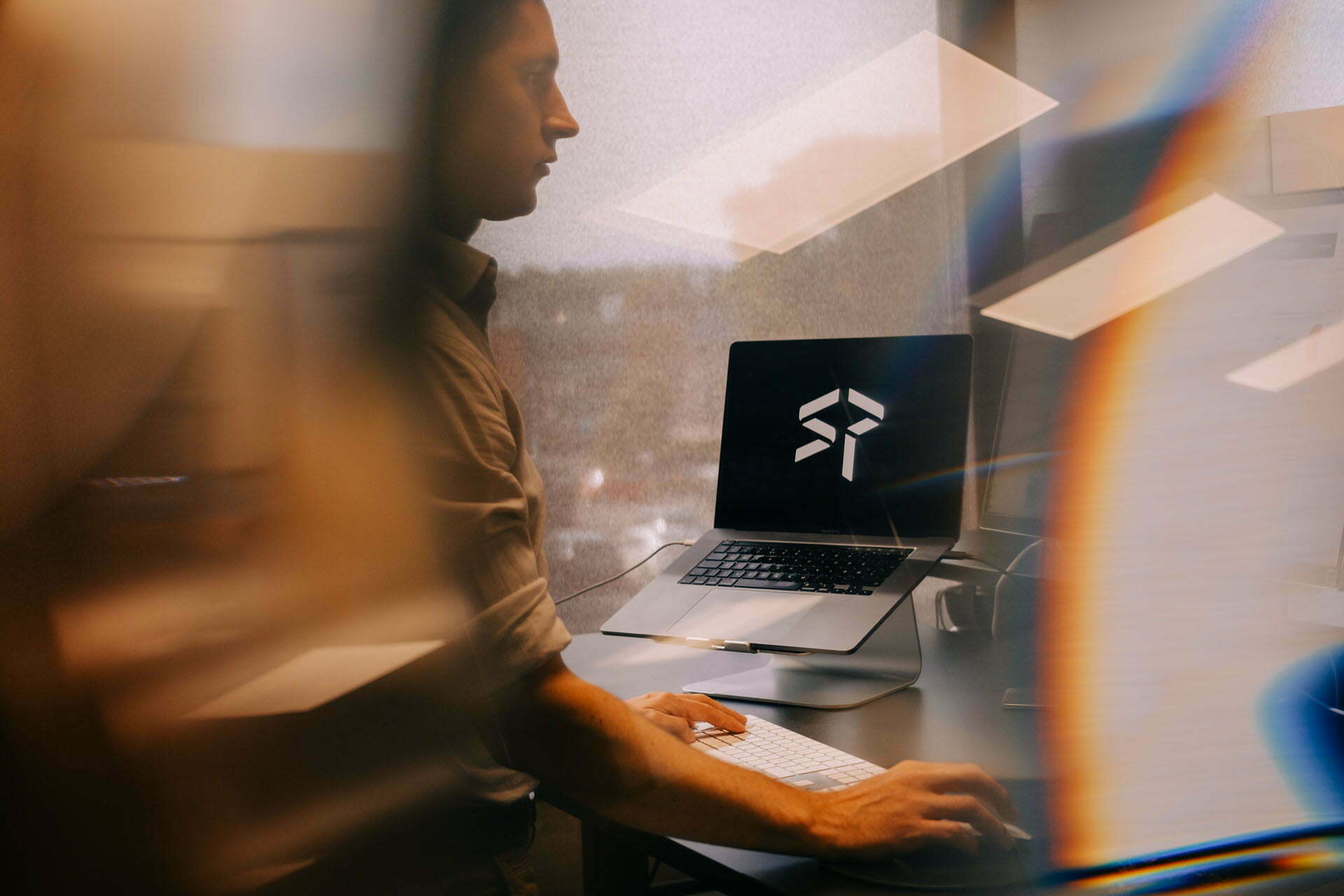 Sømløs dataflyt gir både oversikt og flyt i hverdagen – for deg og kundene dine.