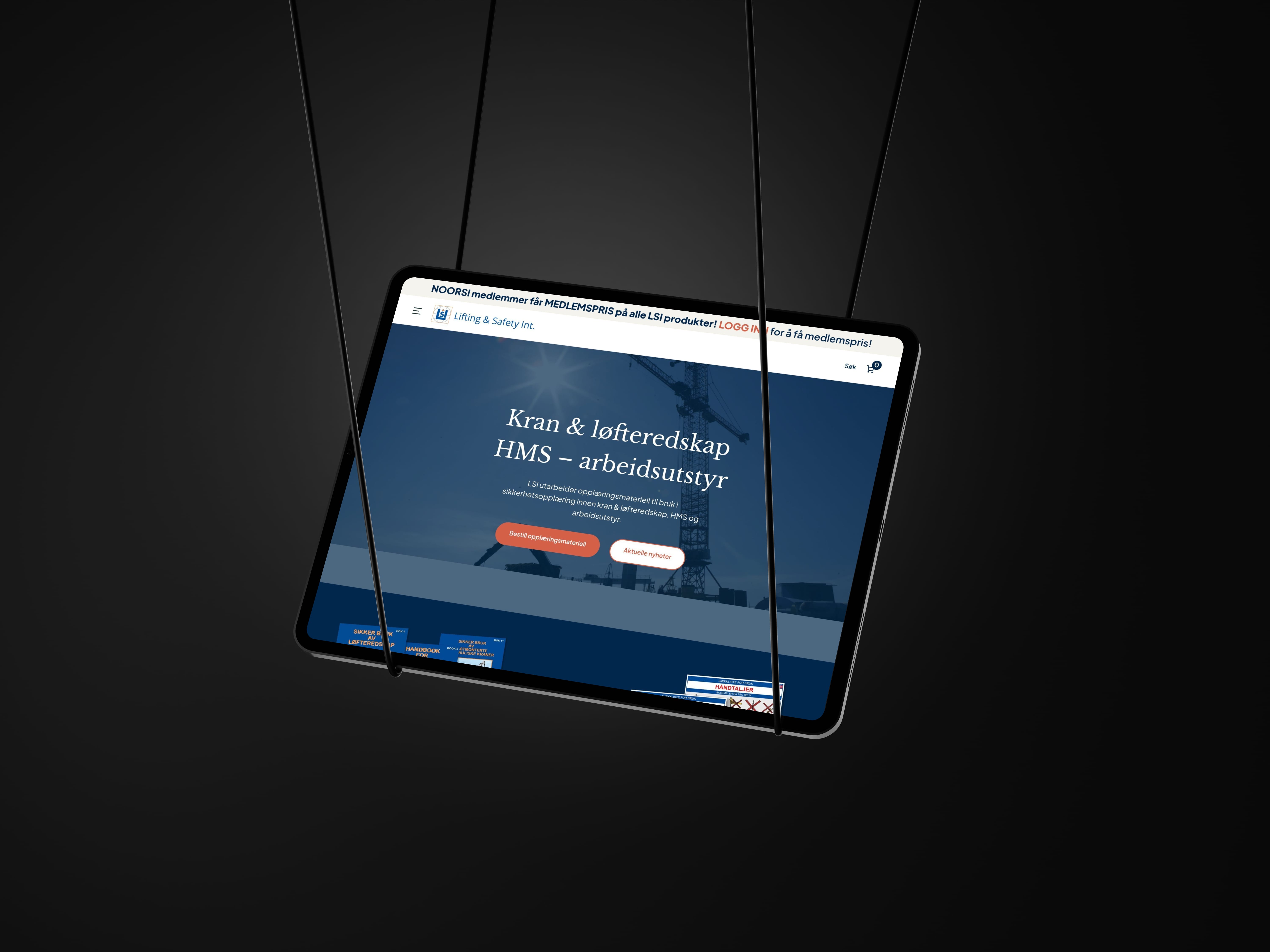Vi har utviklet en skreddersydd digital læringsplattform som kombinerer e-bok-oppsett, lisenshåndtering, nettbutikk, medlemssystem og kursmoduler, integrert med Tripletex, Bring og HubSpot for en samlet flyt på økonomi, frakt og kundeoppfølging.